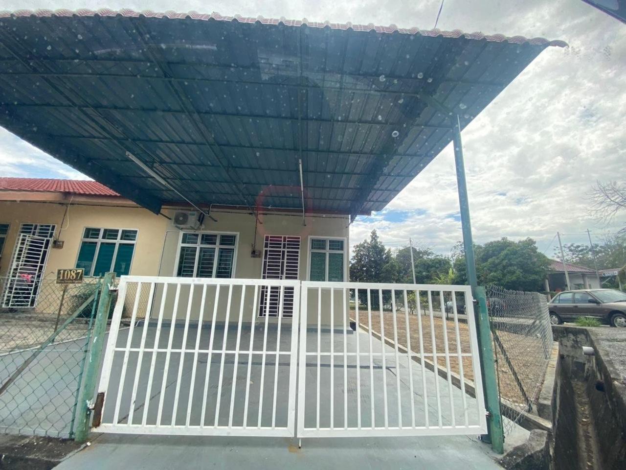 Homestay Rumoh Mok Jitra Esterno foto